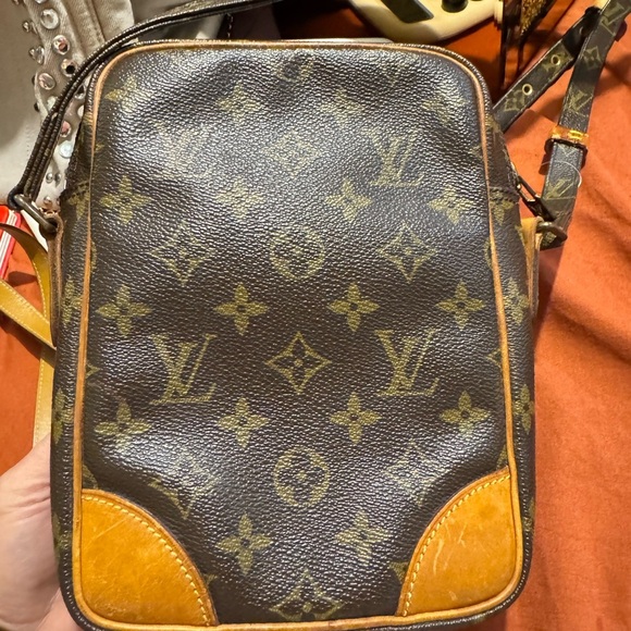 Louis Vuitton Brown Monogram Crossbody Bag Amazon - Picture 4 of 16